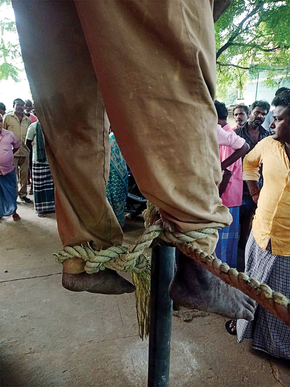 இது திட்டமிட்ட கொலை! - பட்டியல் சமூக வாட்ச்மேன் சாவுக்கு நீதி கேட்கும் குடும்பம்