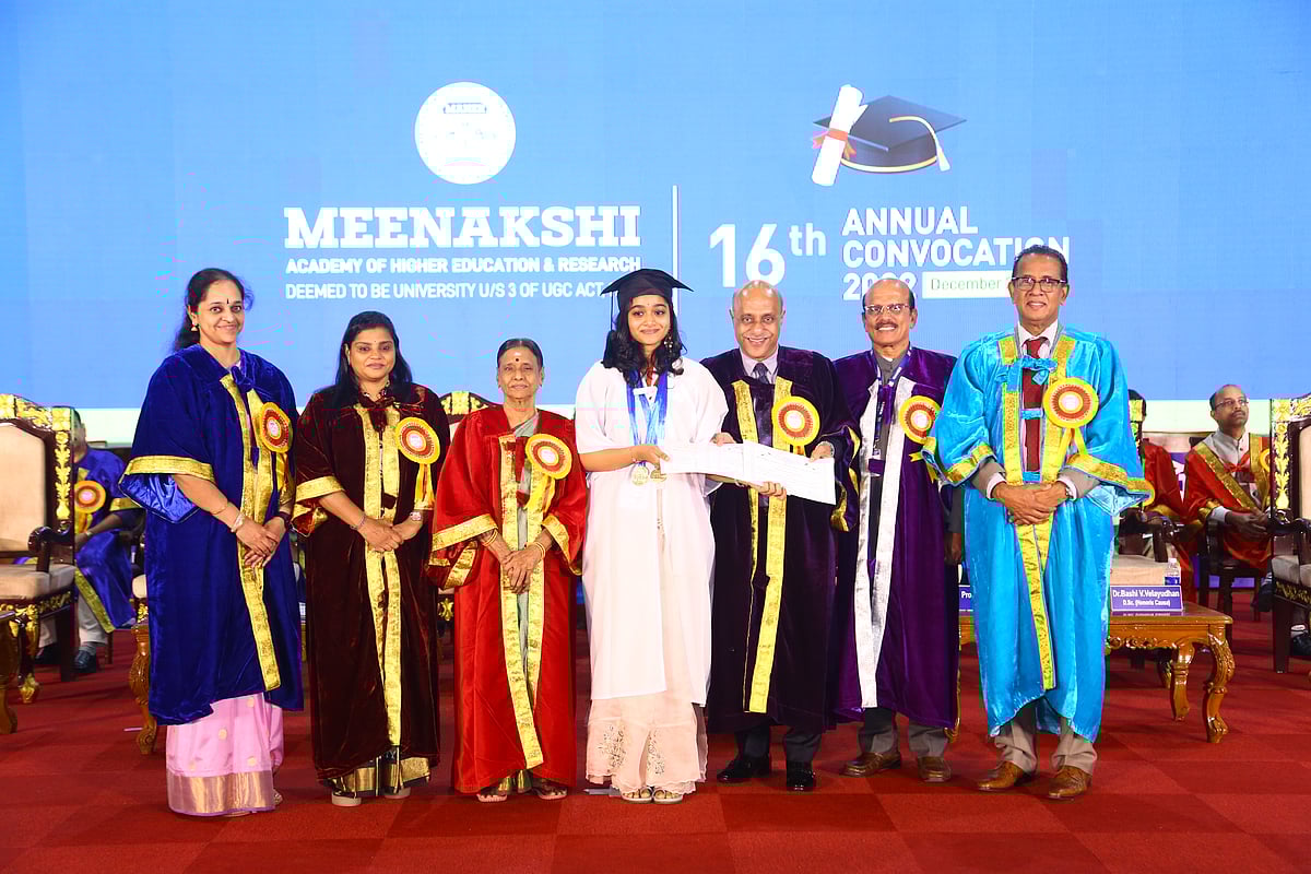 மீனாட்சி அகாடமி உயர் கல்வி மற்றும் ஆராய்ச்சி கல்விக் கூடத்தின் (MAHER) 16 வது பட்டமளிப்பு விழா