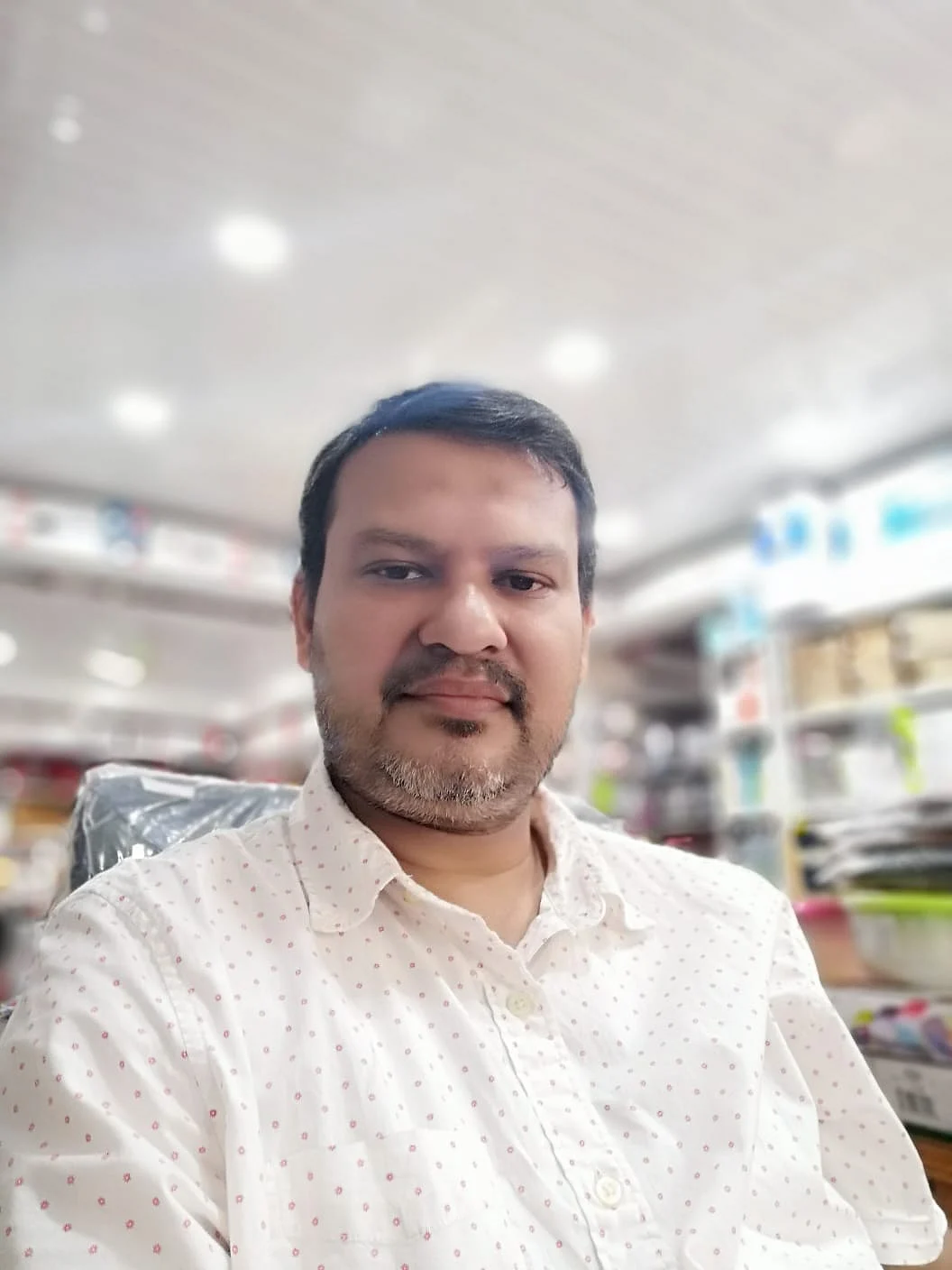 ஆதில் முகமதின் மாமா சுனில்