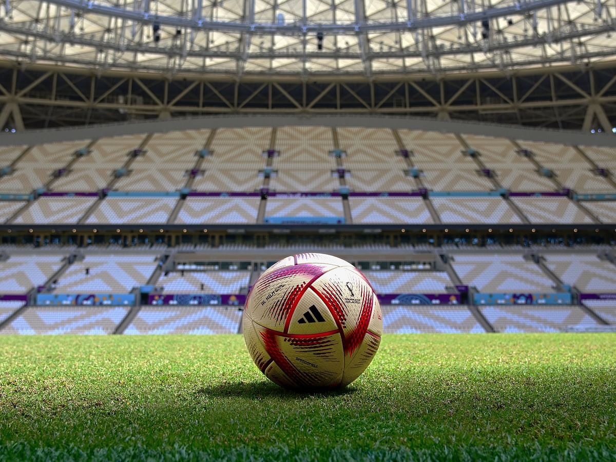 FIFA World Cup Round up 2022: 
ரூ.14000 கால்பந்து முதல் கோல்டன் பூட் ரேஸில் முந்தும் எம்பாப்பே வரை