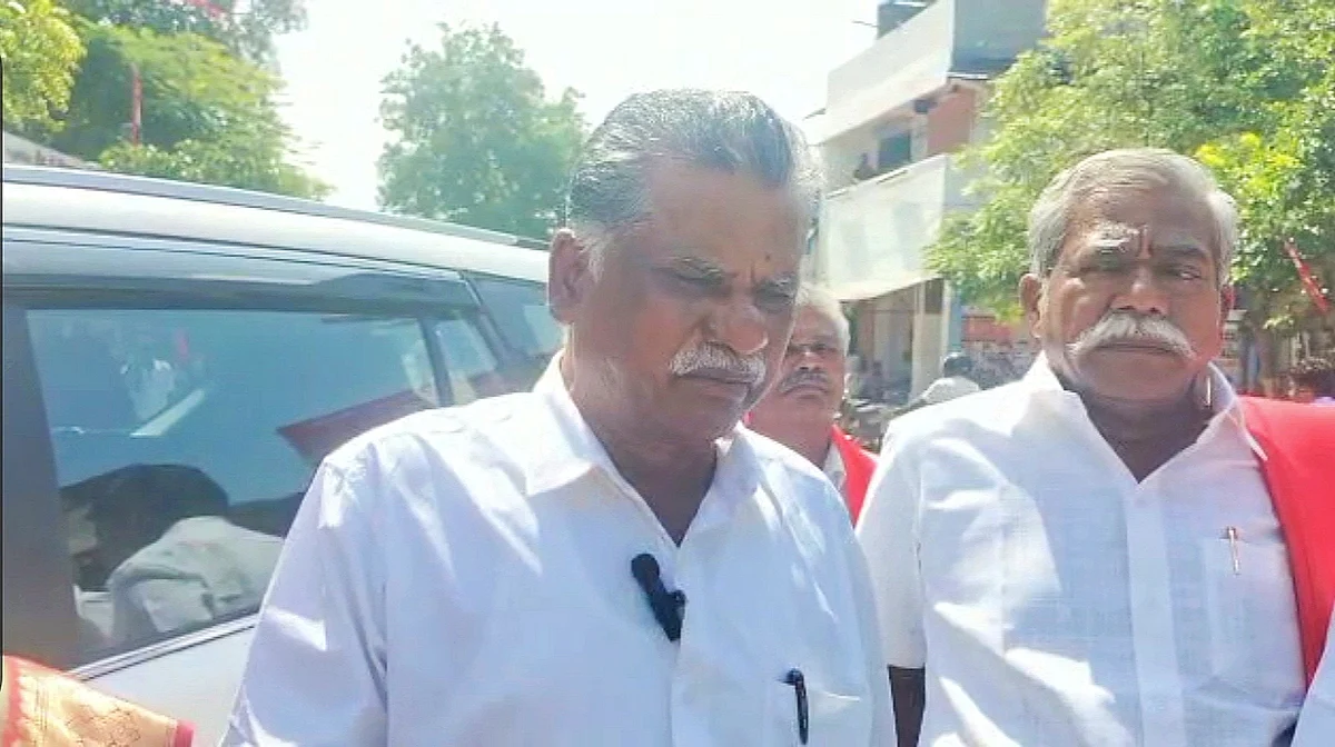 கம்யூனிஸ்ட் முத்தரசன்