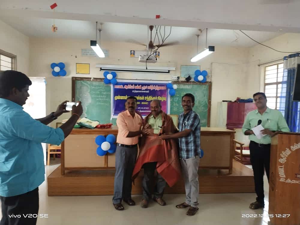 2000 - 2002 ஆசிரியர் பட்டயப் பயிற்சி பயின்றவர்கள்