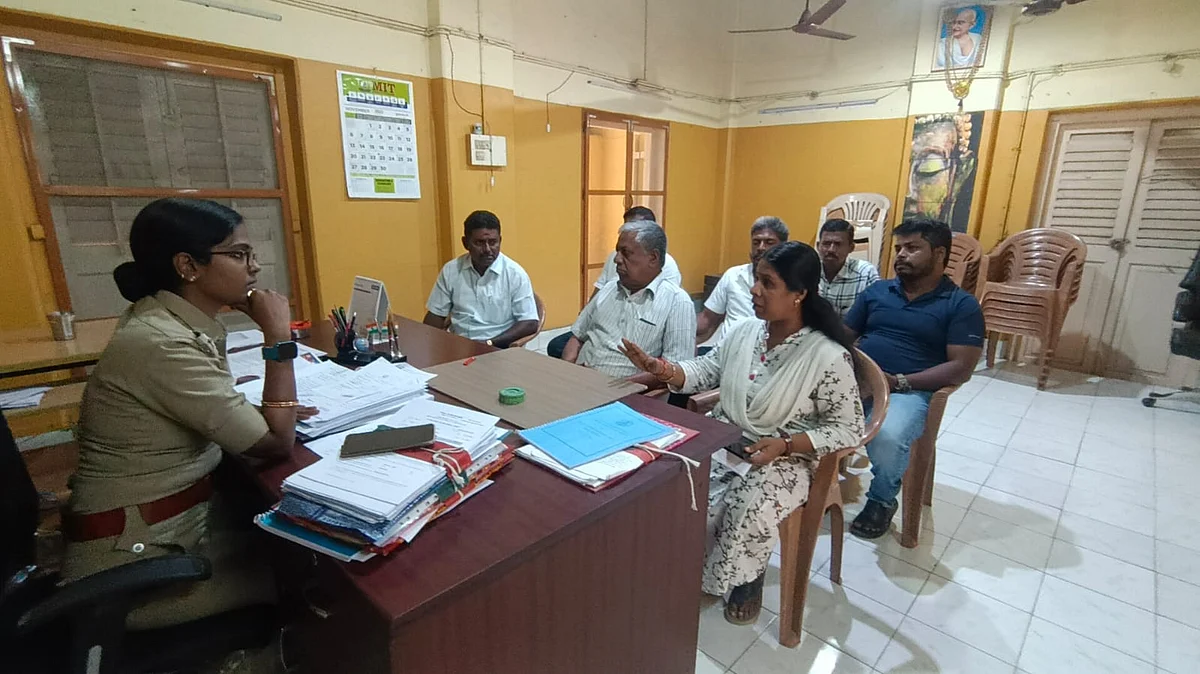 முசிறி டிஎஸ்பி அலுவலகத்தில் விசாரணையின் போது