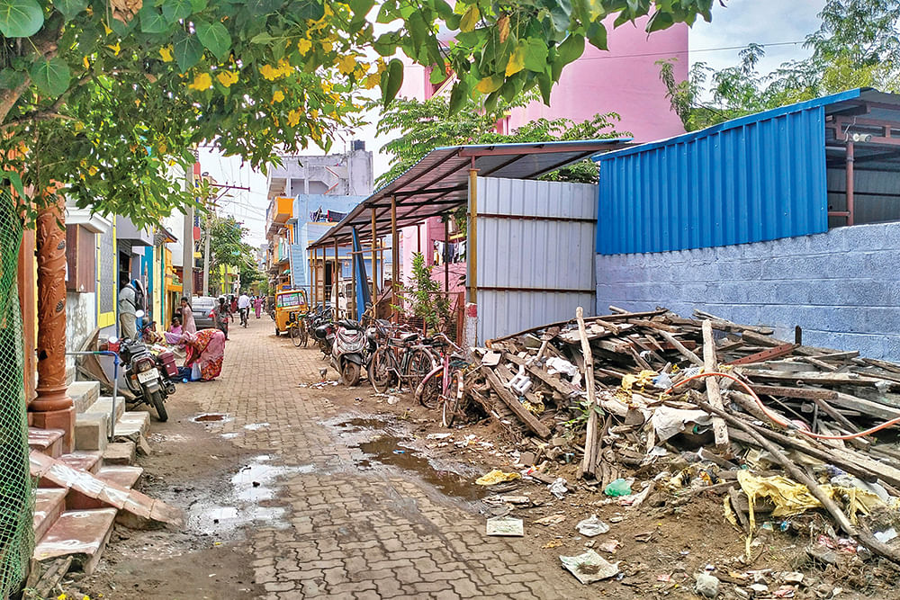 “பொதுவுடைமையை தனியுடைமை ஆக்கிவிட்டார்!” - ஆக்கிரமிப்பு புகாரில் கம்யூனிஸ்ட் துணை மேயர்!