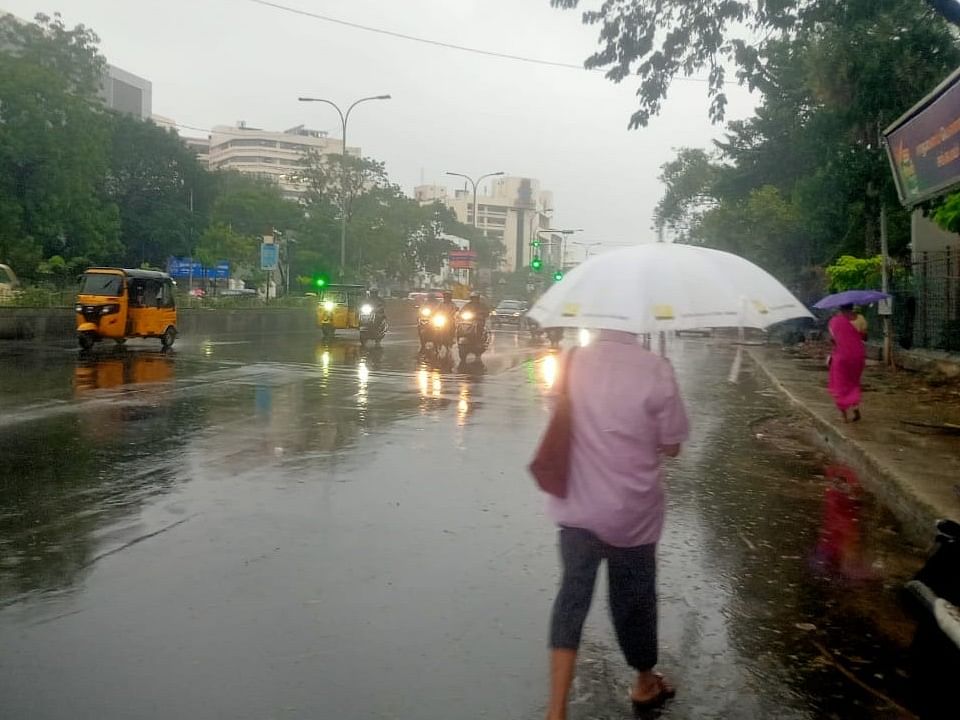 வளிமண்டல மேலடுக்கு சுழற்சி... 26 மாவட்டங்களில் கனமழை! - வானிலை ஆய்வு மையம் தகவல்