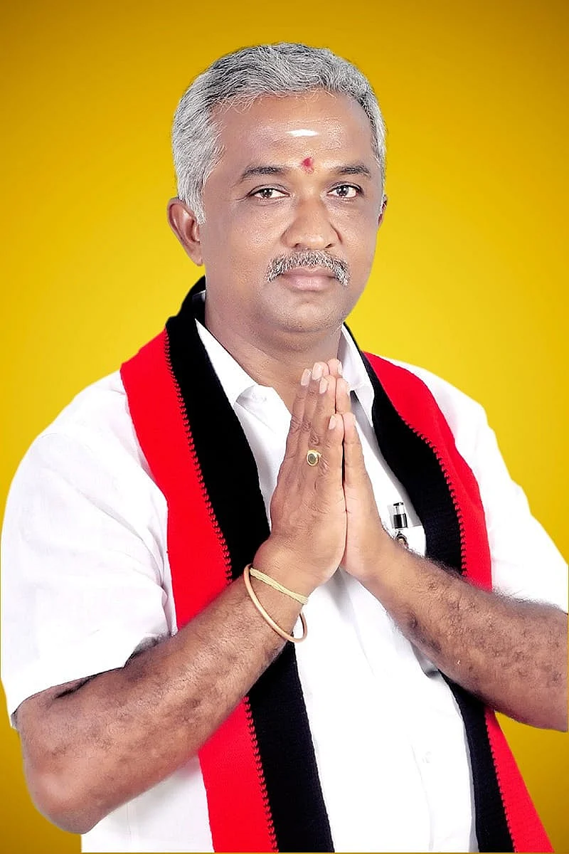 துணை மேயர் வெற்றிச்செல்வன்