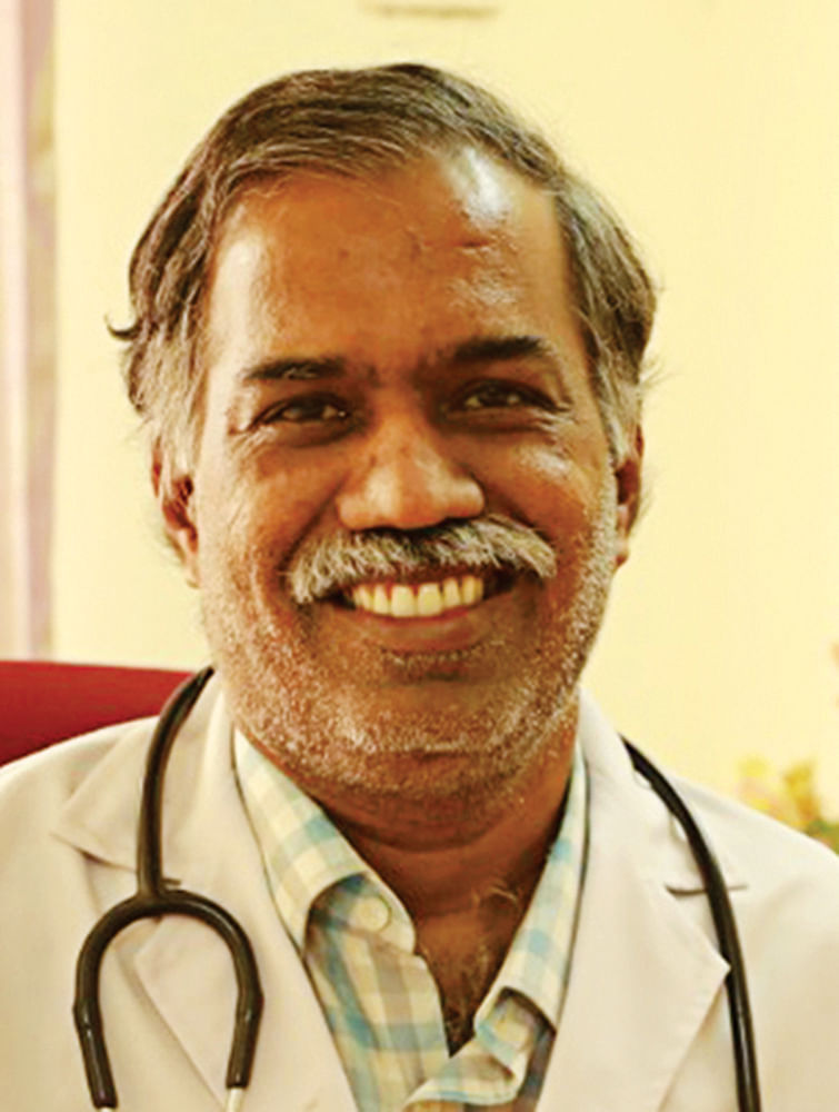 “முதல்வர் பதவிக்கான தகுதி அவருக்கில்லை...” - சர்ச்சை வளையத்தில் இயற்கை மருத்துவக் கல்லூரி!