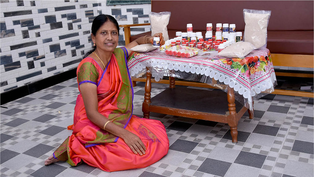 ஈரோடு நித்யா