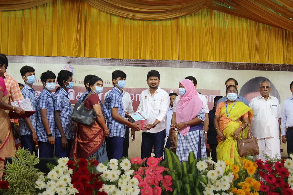 ``நான் உங்கள் வீட்டுச் செல்லப்பிள்ளை" - கோவை விழாவில் அமைச்சர் உதயநிதி ஸ்டாலின்