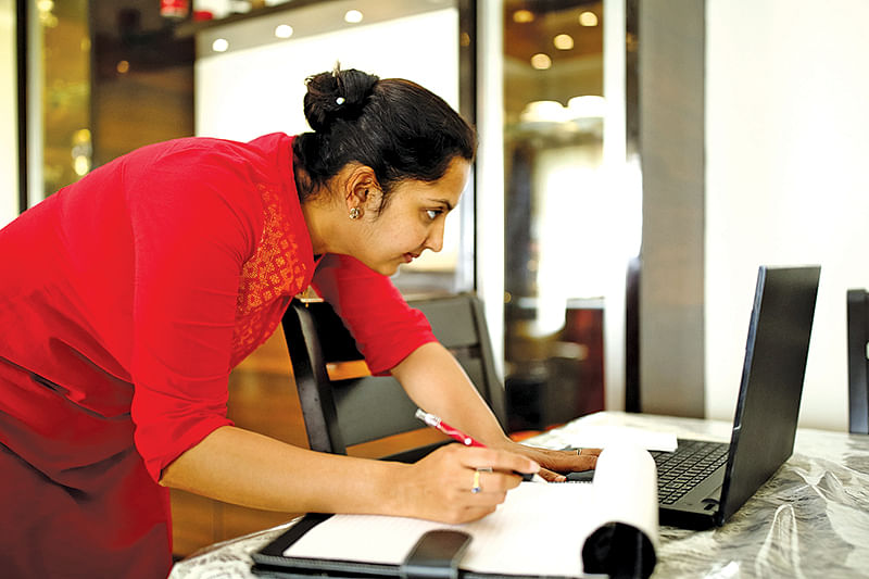 சில தீர்ப்புகள்... சில எண்ணங்கள்... - 5 - இல்லத்தரசிகளின் வேலைகளுக்கு மதிப்பு என்ன?
