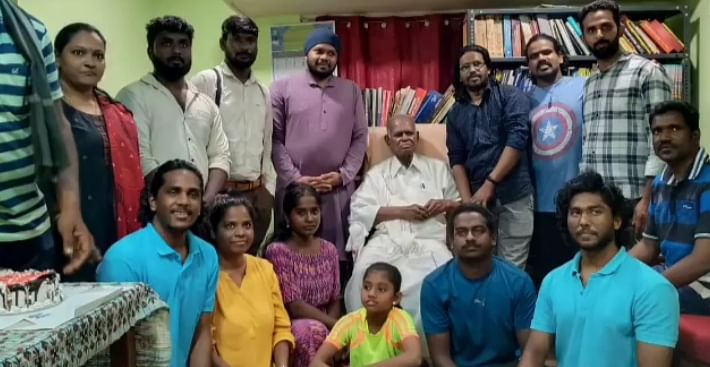 தோழர் நல்லக்கண்ணு ஐயாவுடன் நாங்கள்..