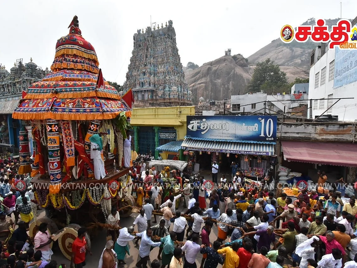 திருப்பரங்குன்றம் வைரத் தேரோட்டம்