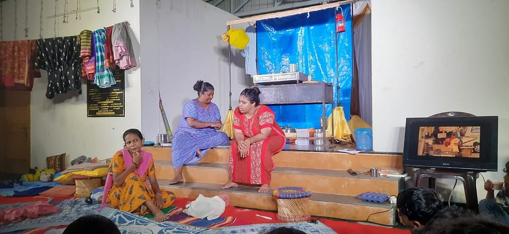 The mobile girls kootam நாடகம்