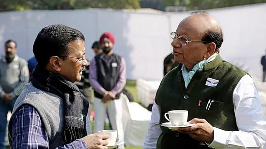 அரசு நிதி ரூ.97 கோடியை கட்சி விளம்பரத்திற்கு பயன்படுத்தியதா ஆம் ஆத்மி?! - நடந்தது என்ன?