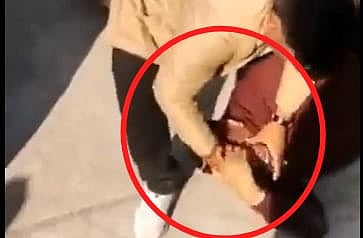 திடீர் விஜிலென்ஸ் ரவுண்ட்அப்; தப்பிக்க லஞ்சப் பணத்தை விழுங்கிய போலீஸ் எஸ்.ஐ! - வைரலாகும் வீடியோ