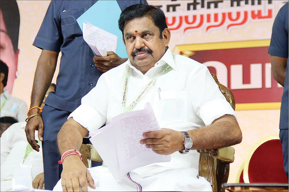 மிஸ்டர் கழுகு: எகிறிய பார் கமிஷன்... கடுப்பில் தி.மு.க புள்ளிகள்!