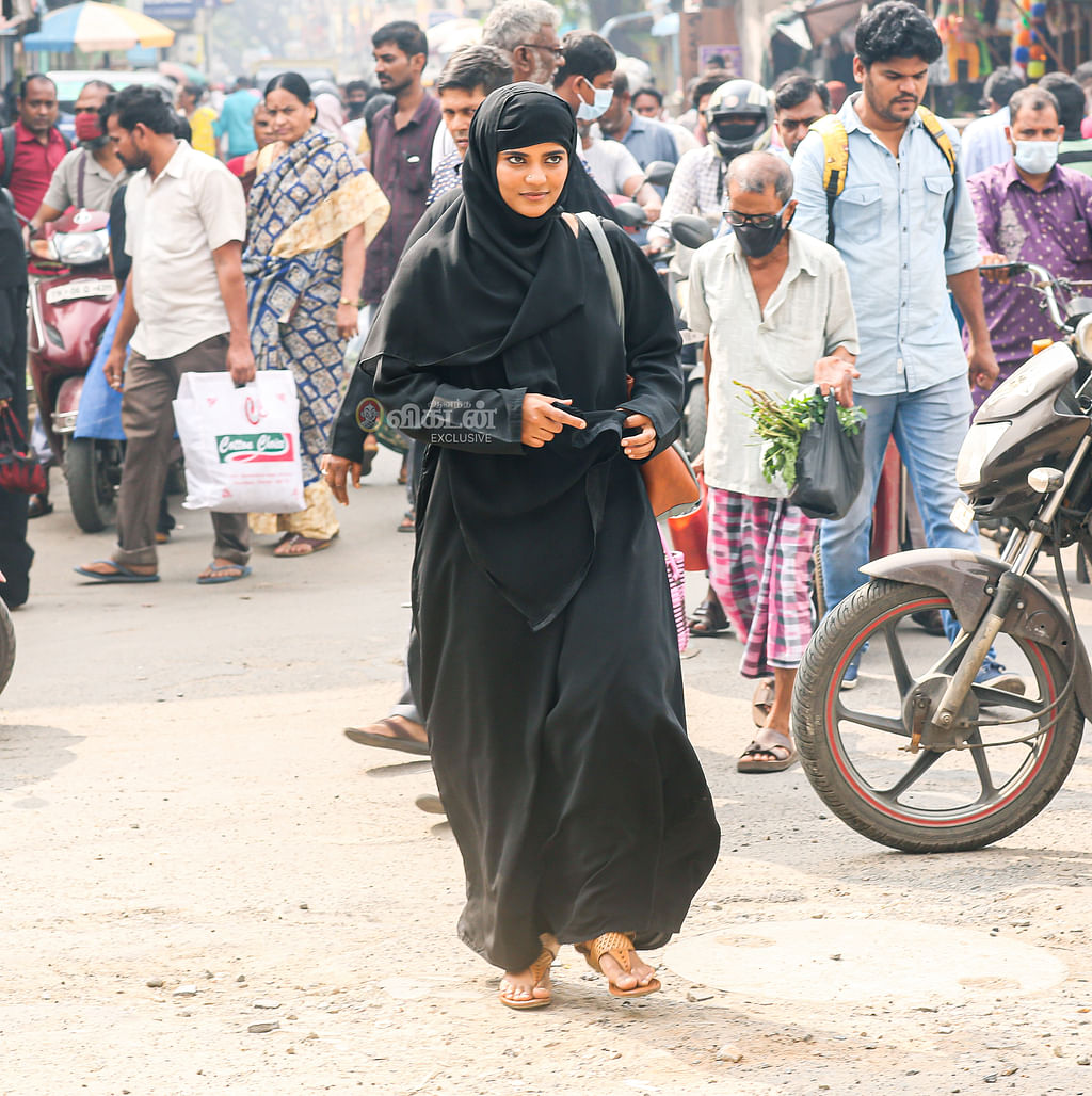 மூன்று பிள்ளைகளின் அம்மா ஐஸ்வர்யா!