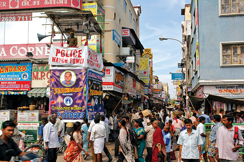 சொர்க்கமே என்றாலும்... பாரிஸ் கார்னரும் கொத்தவால் சாவடியும்...