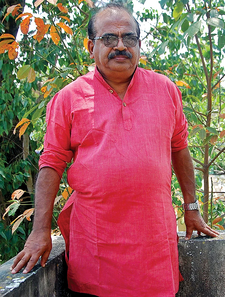 பா.ஜ.க-வை எதிர்ப்பதற்கான துணிச்சல் எடப்பாடிக்கு இன்னும் வரவில்லை!