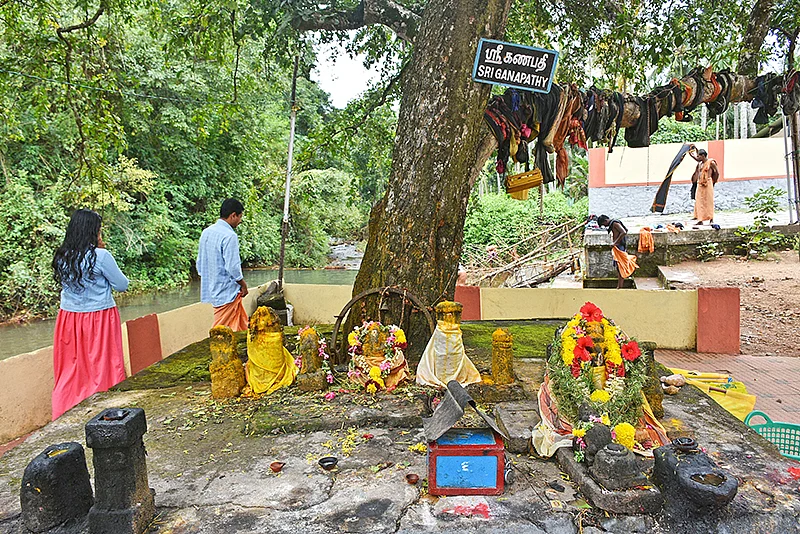 ஆர்யங்காவு கணபதி