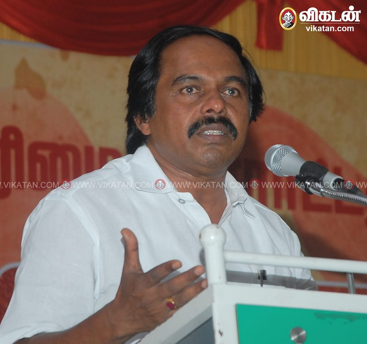 ``உதயநிதிக்கு பேசவும், மக்களை கவரவும் தெரிகிறது; உருவாகி வருபவரை விமர்சிப்பது தவறு!