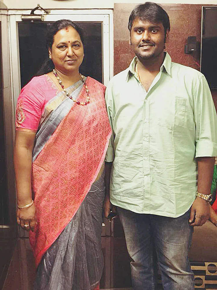 காணாமல்போன தே.மு.தி.க... களமிறங்கும் வாரிசு... பிரேமலதாவின் புத்தாண்டுத் திட்டம்!