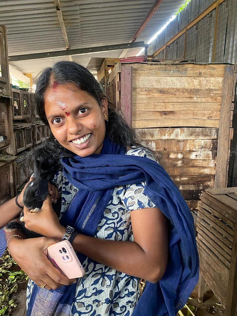 `ஈஷா யோகாவுக்கு பயிற்சிக்கு சென்ற மனைவி மாயம்’ - கணவர் புகார் அளித்த விவகாரத்தில் பெண் சடலமாக மீட்பு