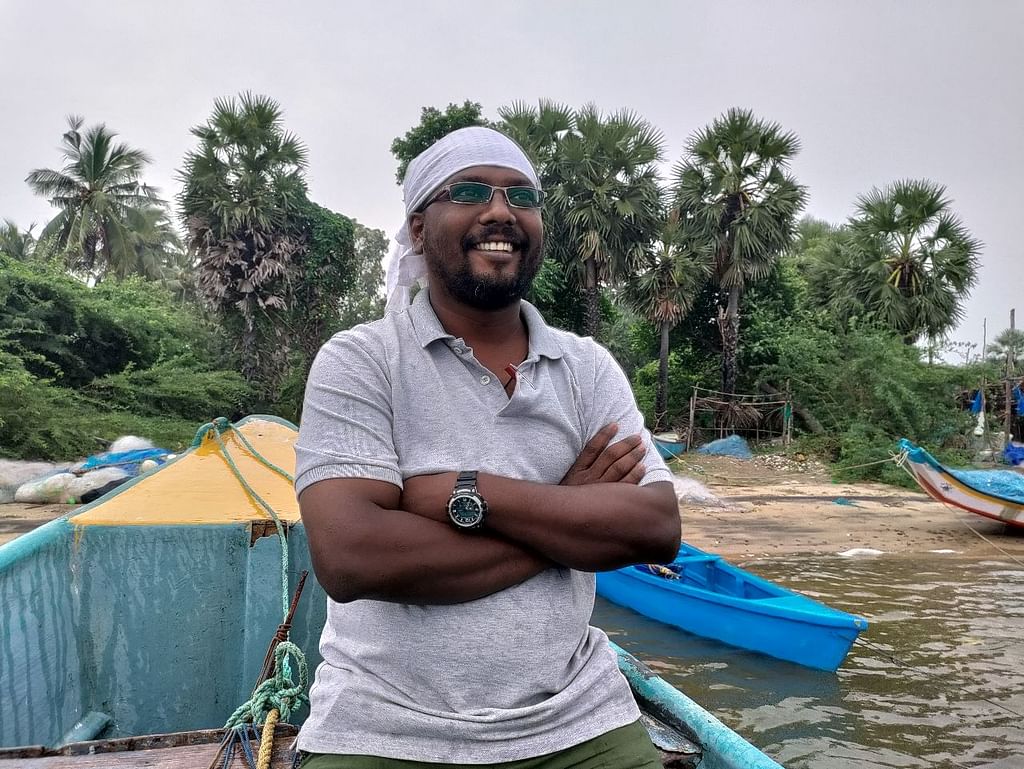 ஜோன்ஸ், நெய்தல் நில செயற்பாட்டாளர்