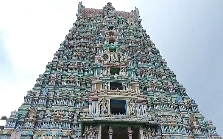 ஸ்ரீவில்லிபுத்தூர் எண்ணெய்க் காப்பு உற்சவம்: கள்ளழகர் கோலத்தில் அருள்பாலிக்கும் ஆண்டாள்!