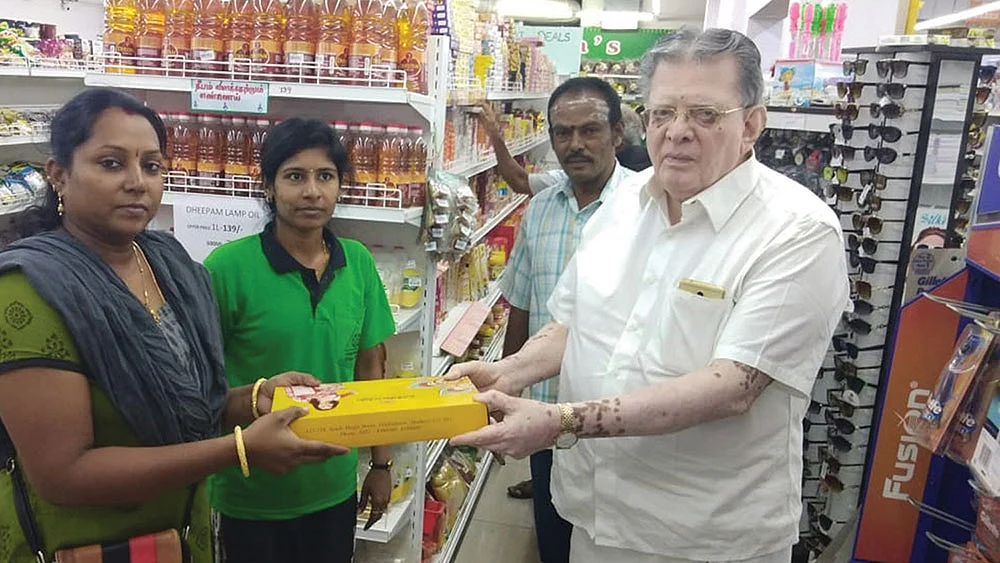 அழகேந்திரன்