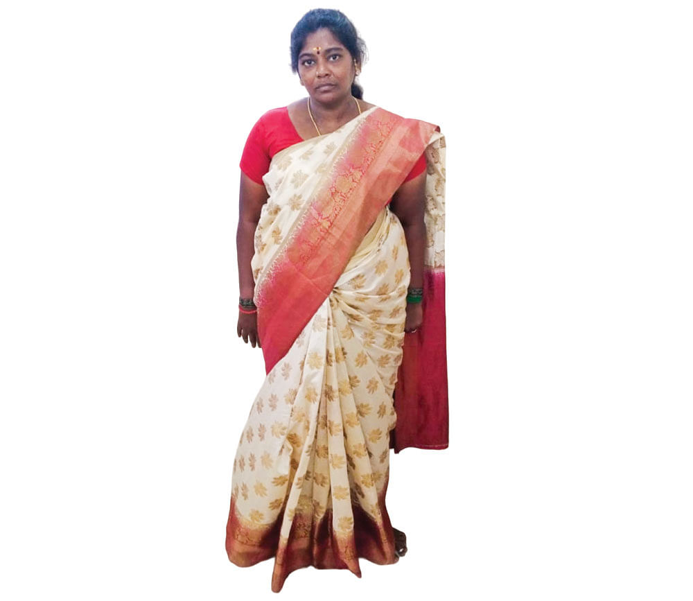 பாலிஷ் போட்டுத் தர்றேன் ஆன்ட்டி... வீட்டு வேலைக்கு ஆட்களை அமர்த்துபவர்களே... உஷார்!