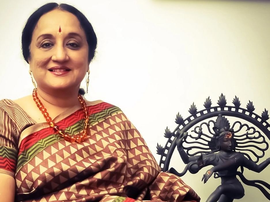 "உத்வேகம் அளித்த நடனம்!"- பரதக் கலைஞர் லட்சுமி விஸ்வநாதன் நினைவுகள் பகிரும் சித்ரா விஸ்வேஸ்வரன்