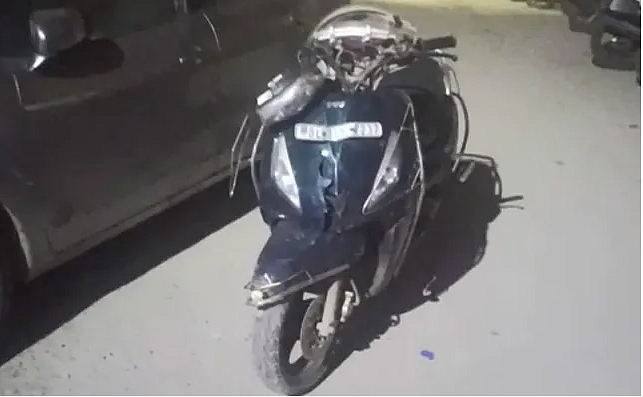 விபத்துக்குள்ளான வாகனம்