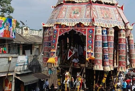 புதுக்கோட்டை: ஆவுடையார்கோவில் ஆத்மநாதசுவாமி மார்கழித் தேரோட்டம்; ஆயிரக்கணக்கான மக்கள் பங்கேற்பு!