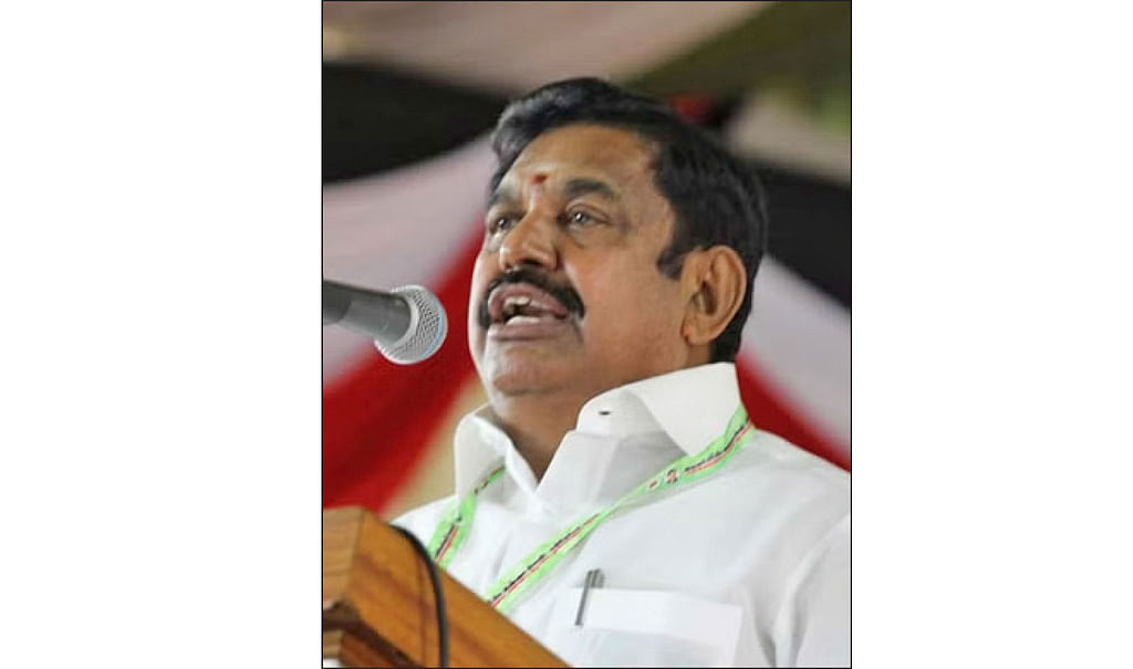 மக்களைத் தேடி மருத்துவம்...
சர்ச்சையா, சாதனையா?