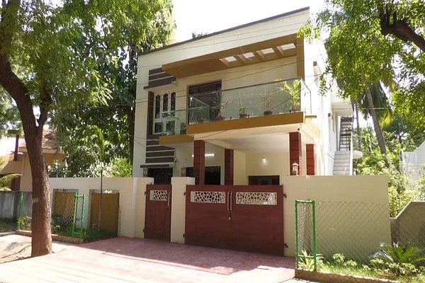 நெல்லை: அரசு பொறியாளர் வீட்டில் 100 சவரன் நகை கொள்ளை - மர்ம நபர்கள் கைவரிசை