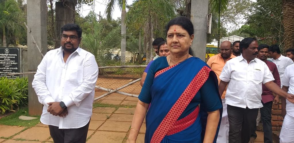 சசிகலா