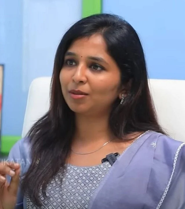 ஷர்மிகா சரண்