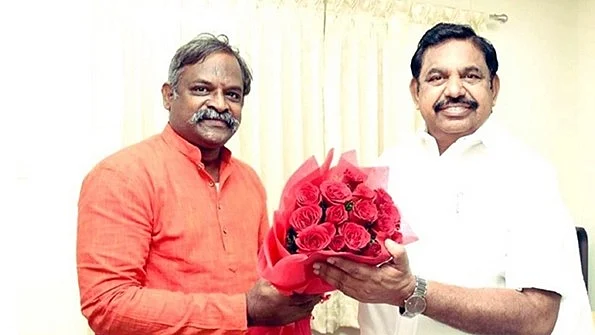 கல்யாணராமன் - எடப்பாடி பழனிசாமி
