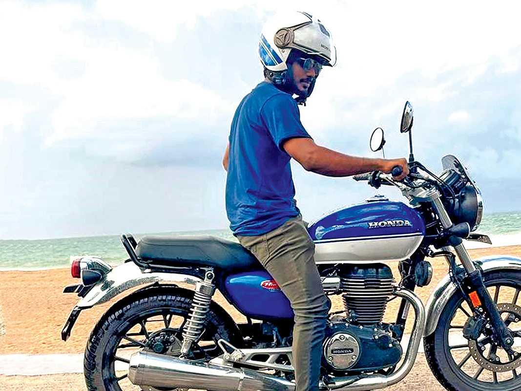 vikatan