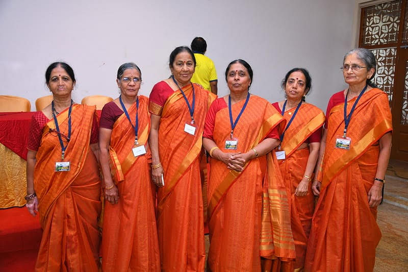 கல்லூரி தோழிகள்