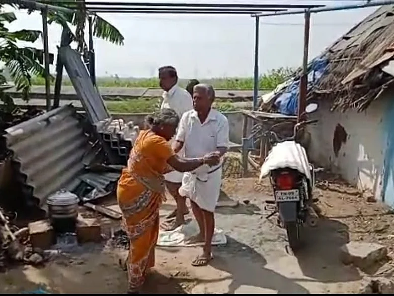சேலம்: புறம்போக்கு இடம்... `இங்க கட்சி அலுவலகம் வருது’ - மூதாட்டியைத் தாக்கிய திமுக நிர்வாகிகள்