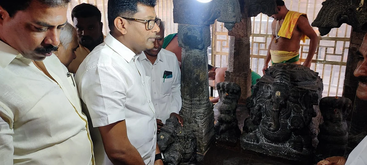 மருந்து சாற்றுதல் நிகழ்வில் பங்கேற்ற பழநி எம்எல்ஏ ஐ.செந்தில்குமார்