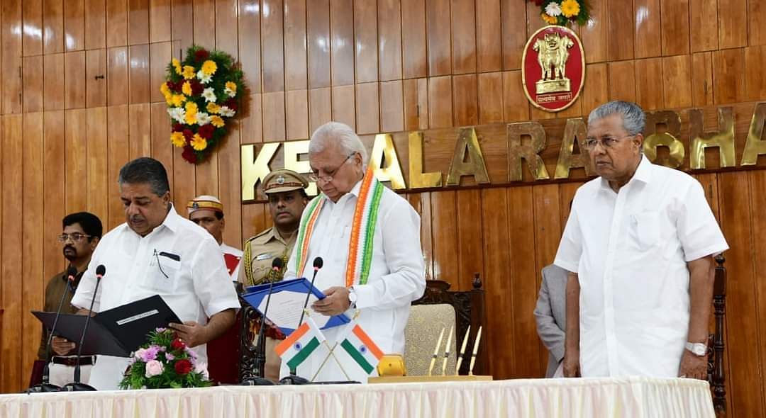 சஜி செறியானுக்கு பதவி பிரமாணம் செய்துவைத்த கவர்னர் ஆரிஃப் முகமதுகான்