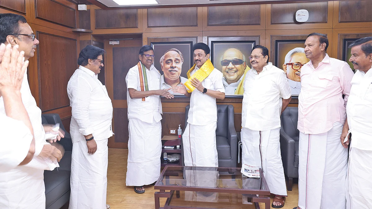 ஸ்டாலினுடன் காங்கிரஸார்