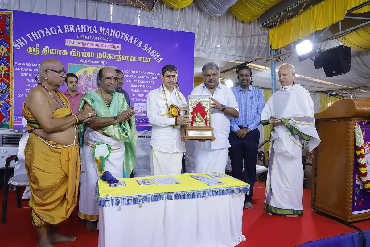 ஆளுநர் ரவி, ஜி.கே.வாசன்