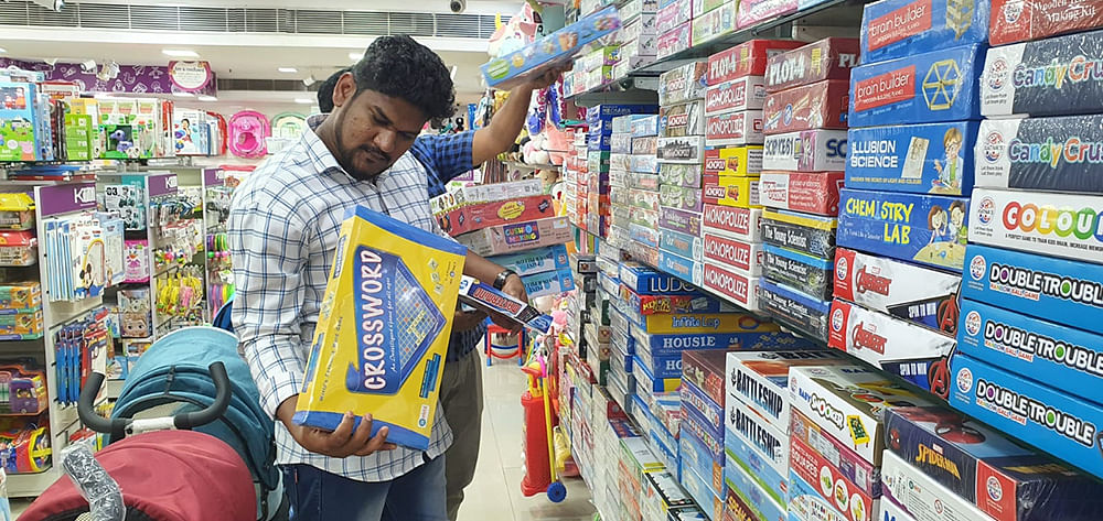 உயிருடன் விளையாடும் பொம்மைகள்! - ஐ.எஸ்.ஐ தரச் சோதனைகள் பலனளிக்குமா?