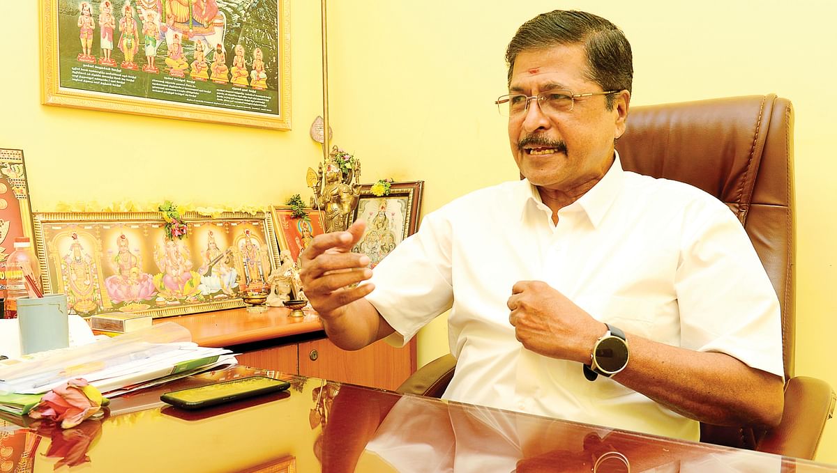  எஸ்.ஆர்.சேகர் 