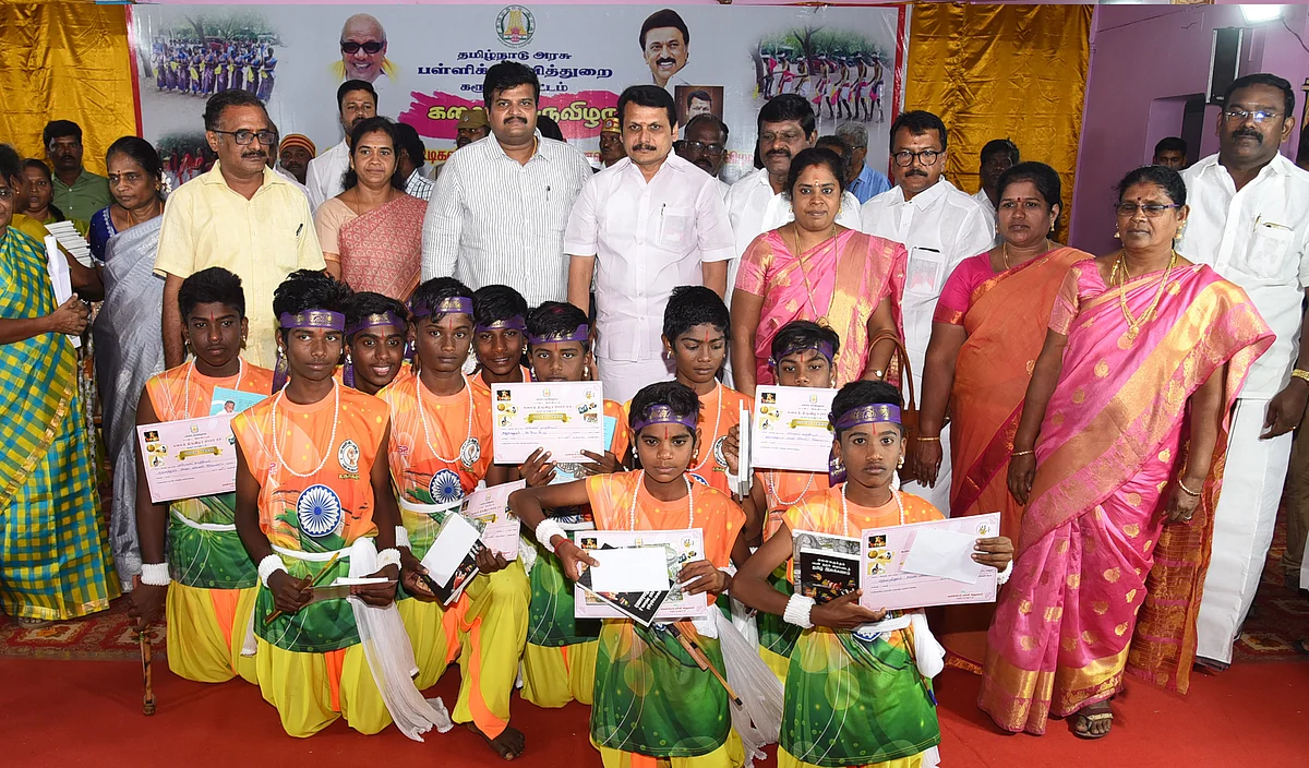பரிசு வழங்கும் நிகழ்ச்சியில் செந்தில் பாலாஜி