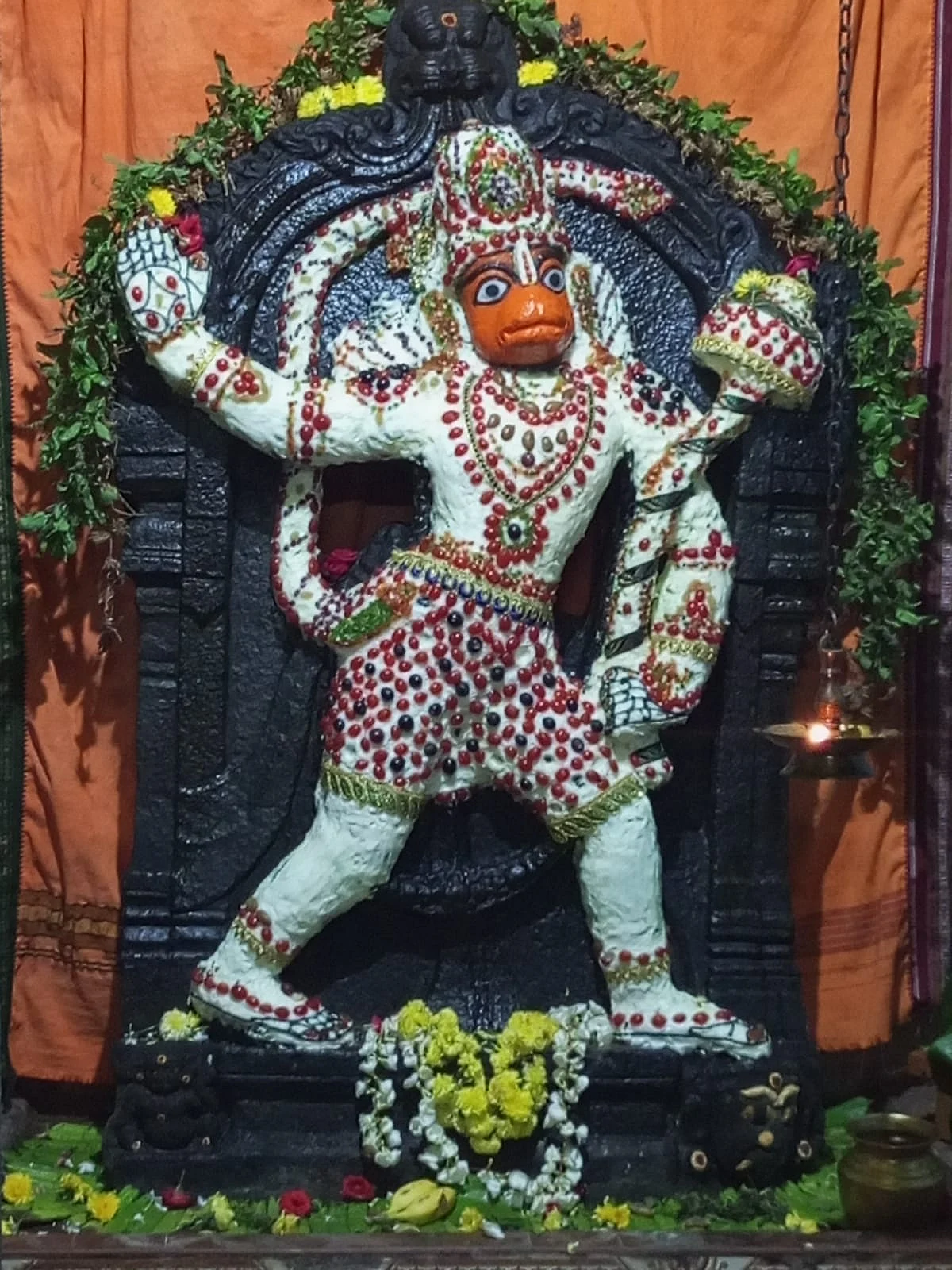 கழனிப்பாக்கம் வீரஆஞ்சநேயர்